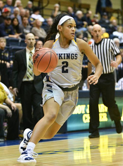 Jones Steps Into Big Role For Vikings Augustana College Sports