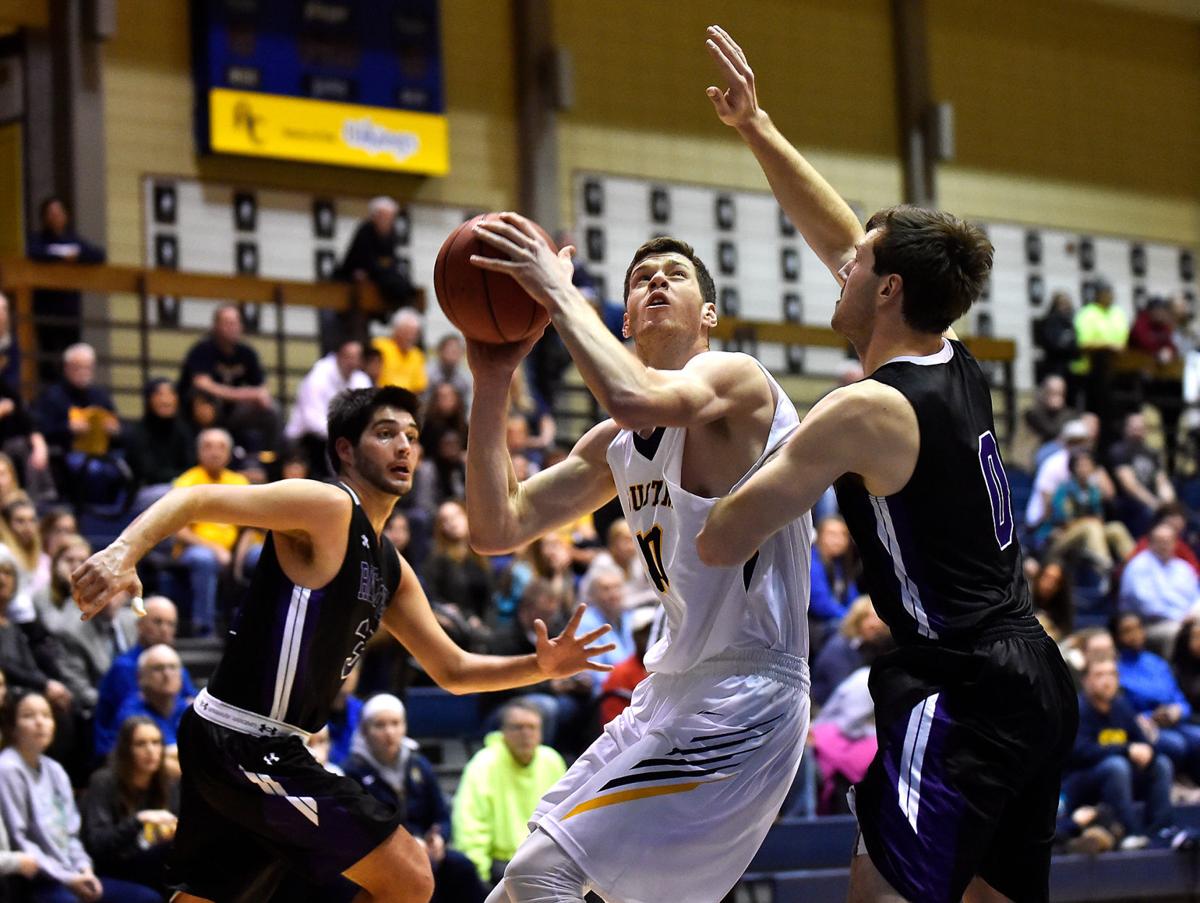 Vikings Top 100 In Rout Of Regents College Basketball Qctimes Com