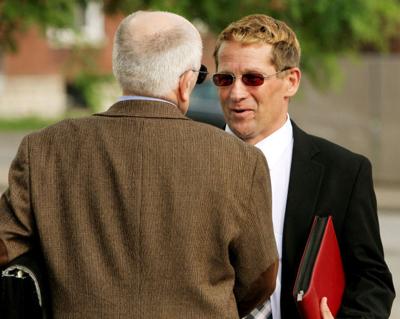 Van Hecke jury unable to reach verdict