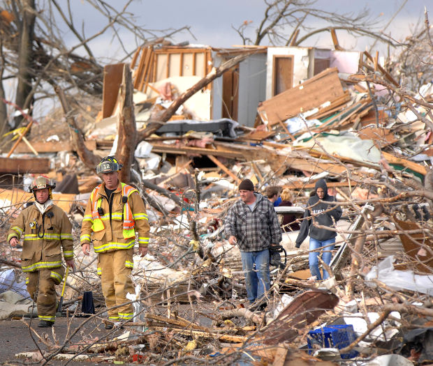 At Least 6 Dead As Killer Tornadoes Sweep Through Central Illinois Local News