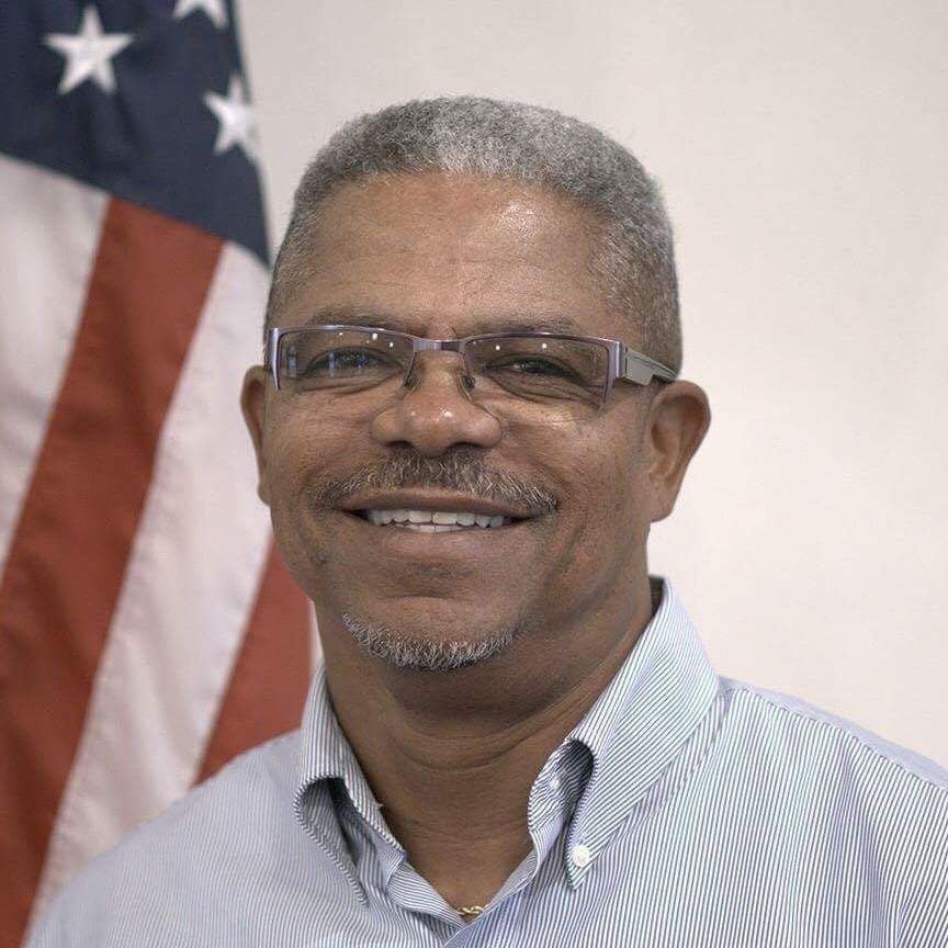 Retired police chief, alderman challenge East Moline Mayor Thodos