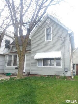 2 Bedroom Home in Moline - $69,900