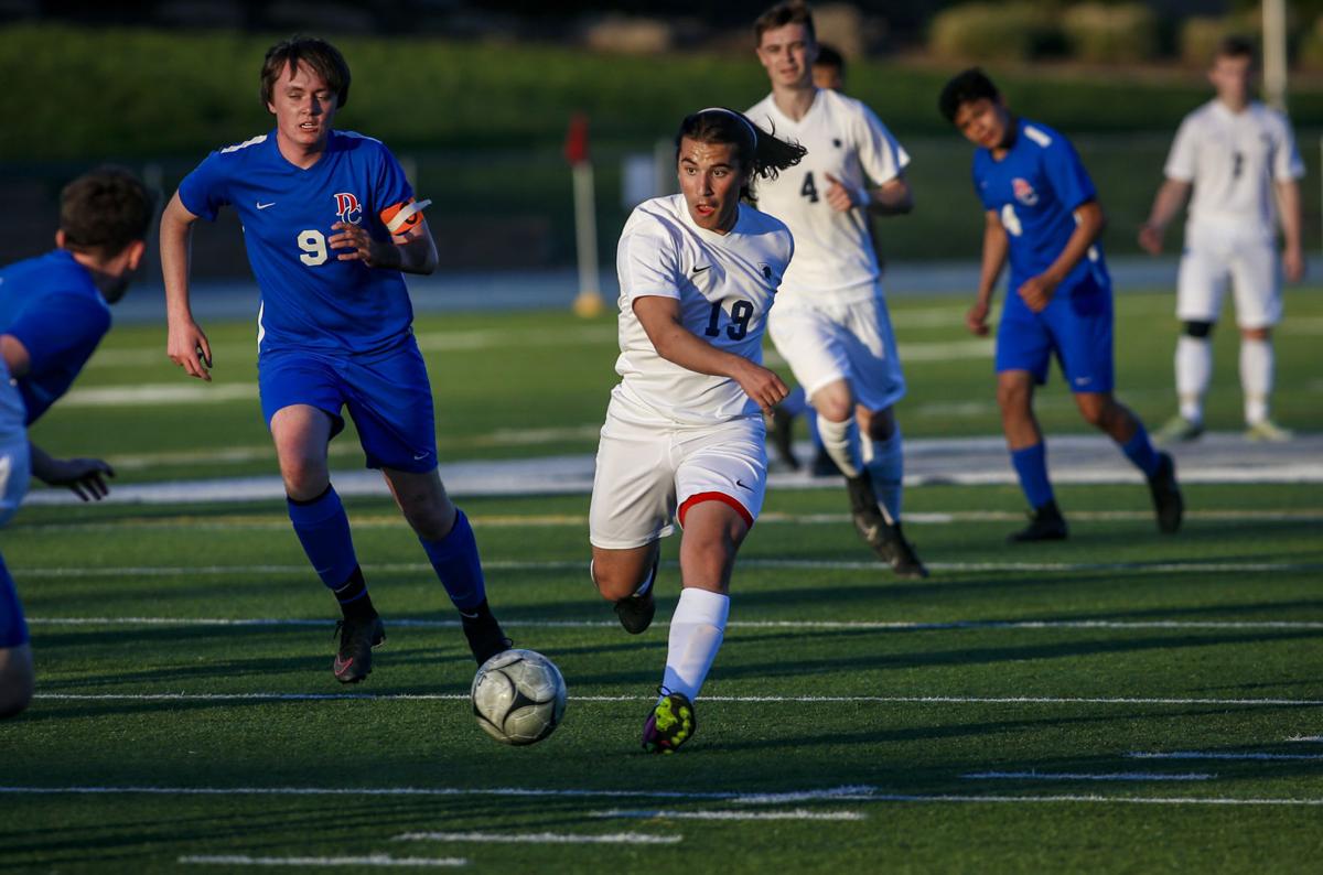 041717-PV-CENTRAL-SOCCER-004