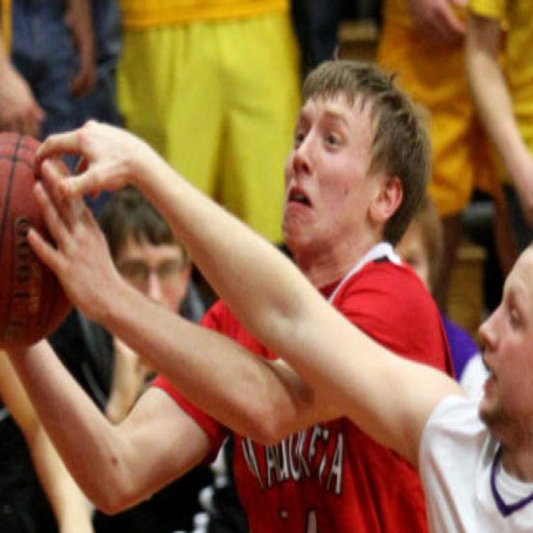 Central Dewitt Closes In On State Berth High School Boys Basketball Qcvarsity Com Qctimes Com