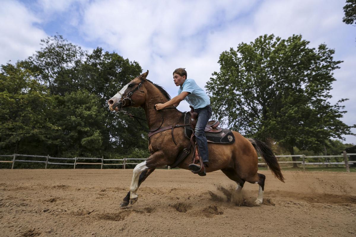 100317-EQUESTRIAN-SHOW-001