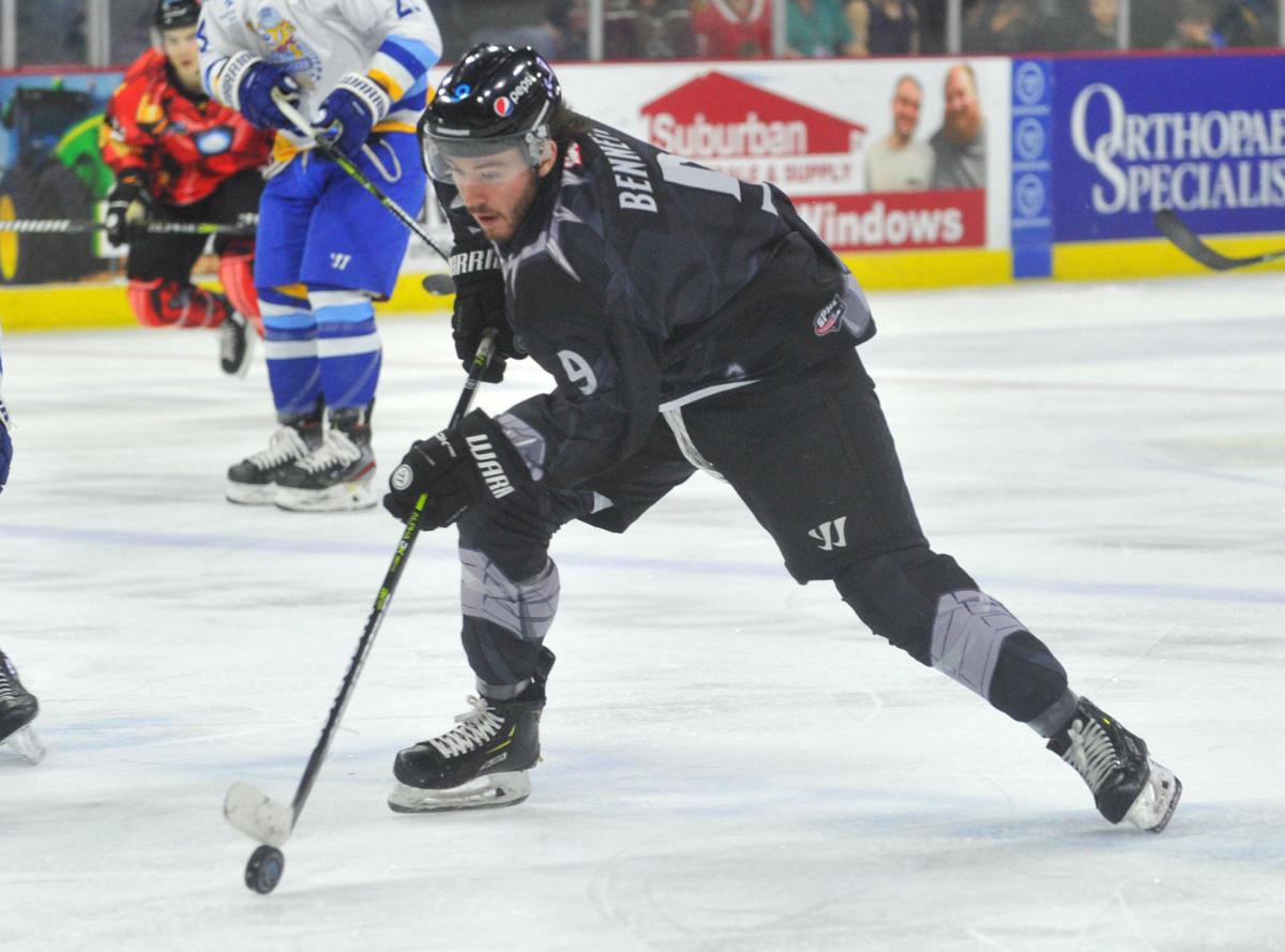 030720-qc-spt-storm-hockey-316