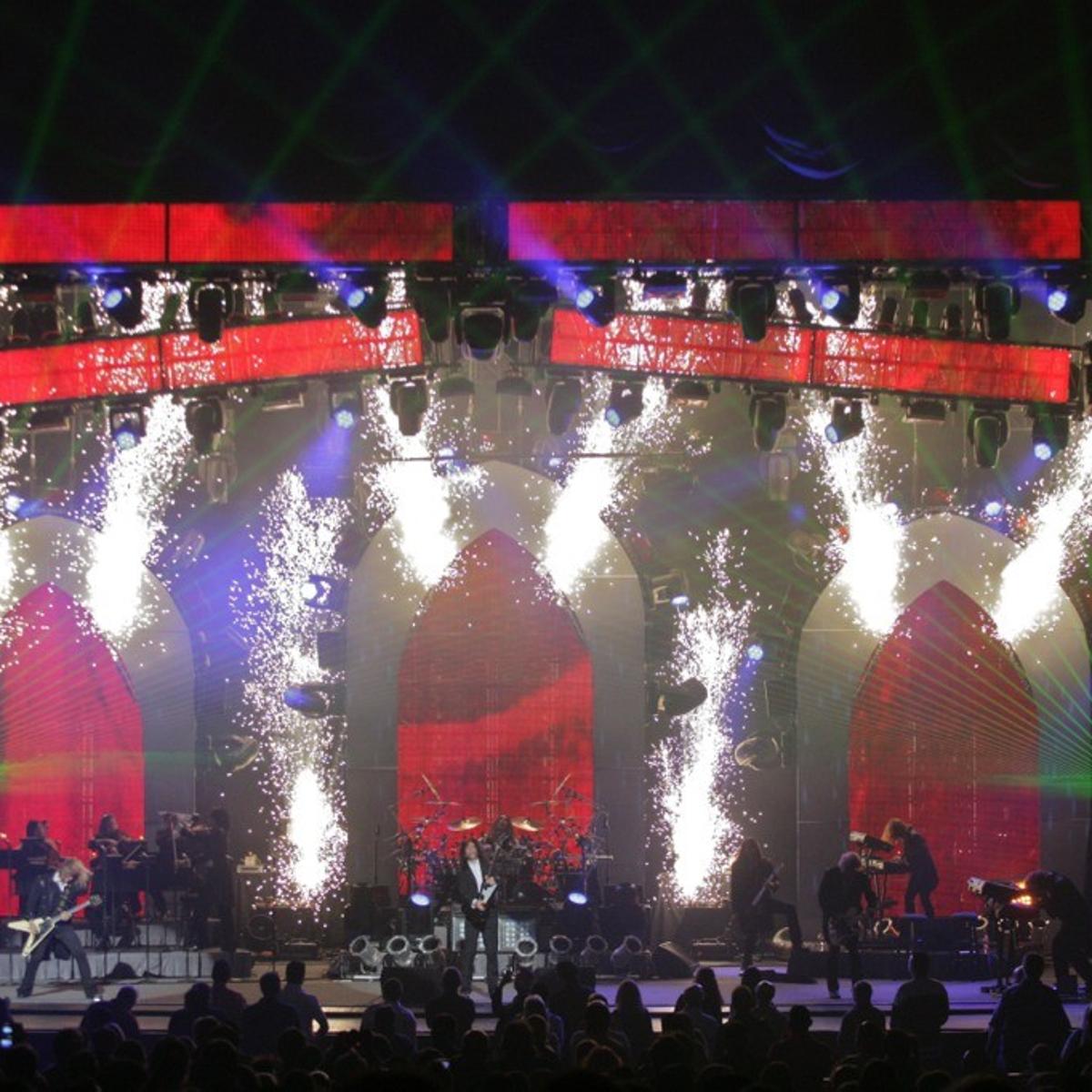 Trans Siberian Orchestra Gutter Ballet Medley 12 26 10 Albany Eve Kayla Reeves Youtube