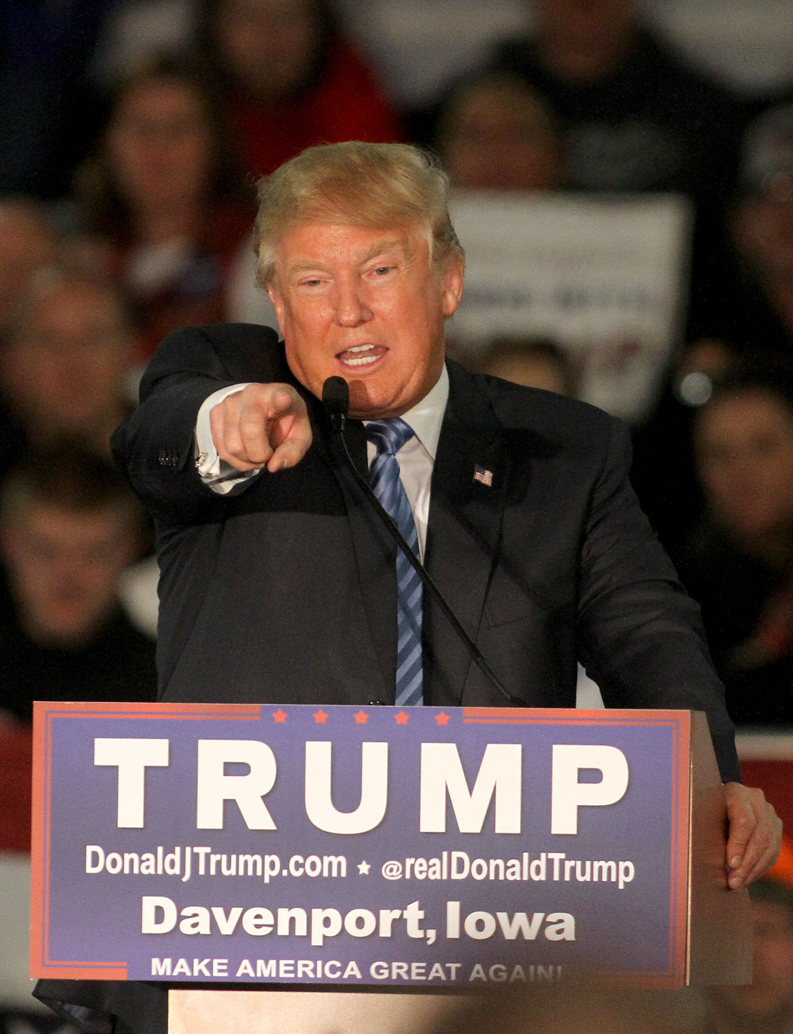 Trump campaign hits Davenport Elections