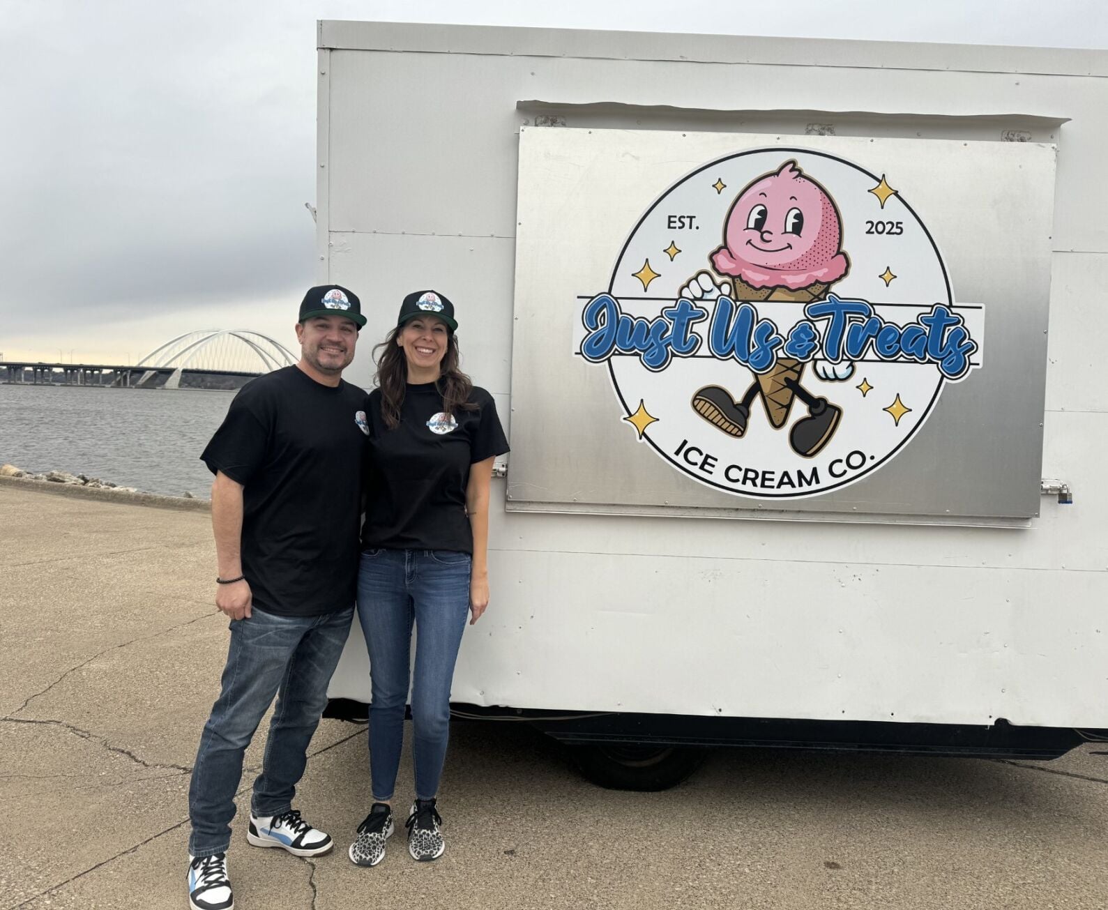 Just Us & Treats food trailer (copy)