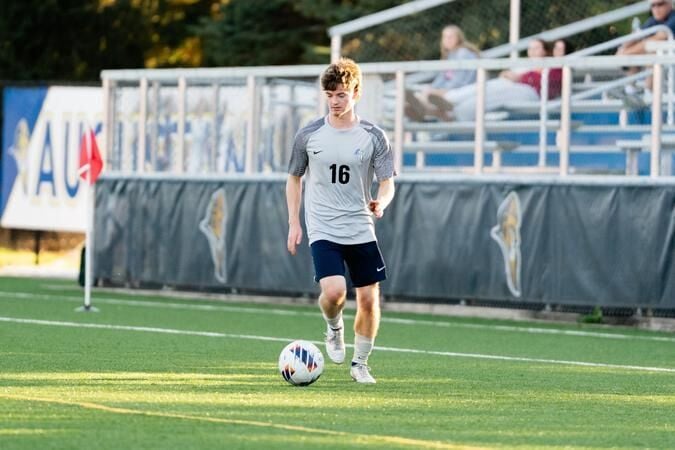 Men's Soccer battles in 2-2 draw with Wheaton