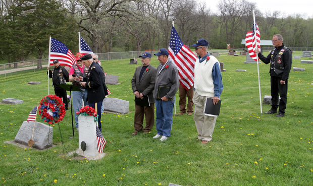 Service salutes WWII vet who died in secret ops mission