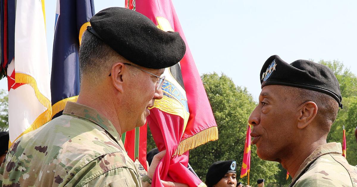 Col. Ronnie D. Anderson Jr. new commander for Army's Joint Munitions ...