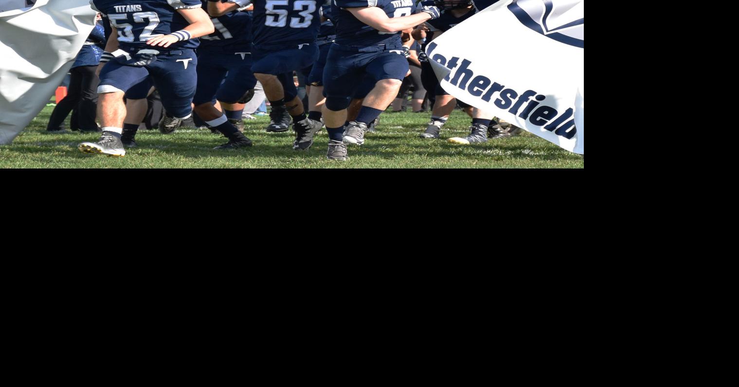 PHOTOS AnnawanWethersfield football playoff opener