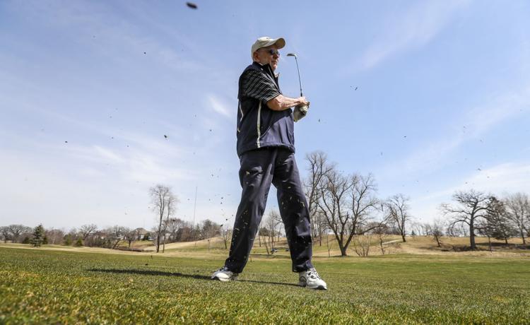 Photos A Sunny Day For Golf At Palmer Hills Golf Course In Bettendorf 