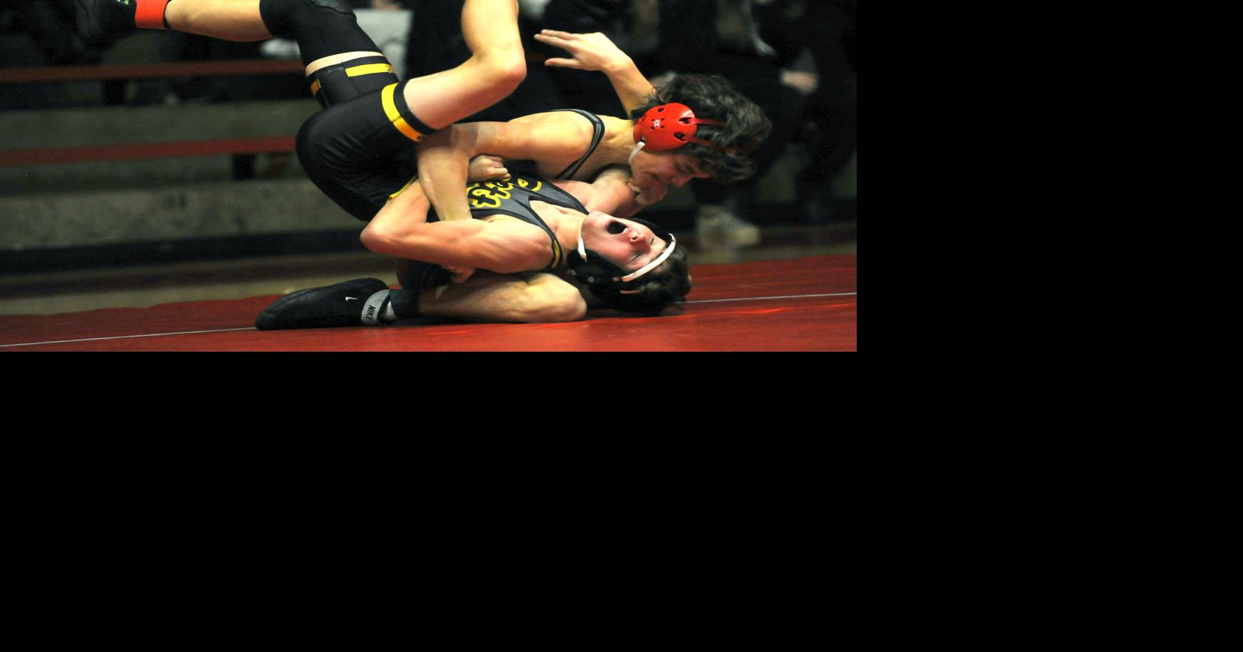 Middle weights and Petersens fuel Lancers past Bulldogs