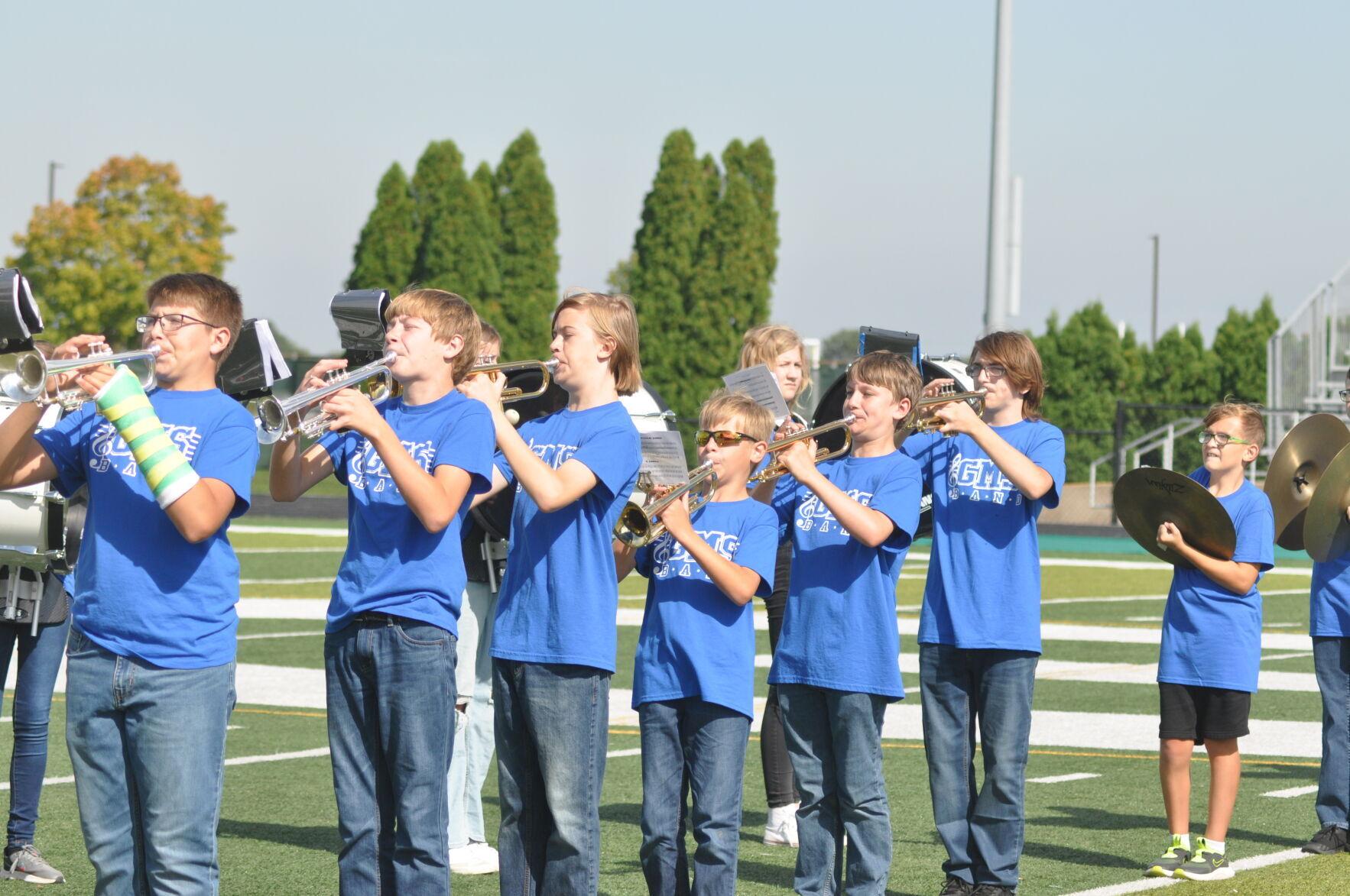 Photos Geneseo Middle School band performs at Maple Leaf Classic (Sept. 24, 2022)