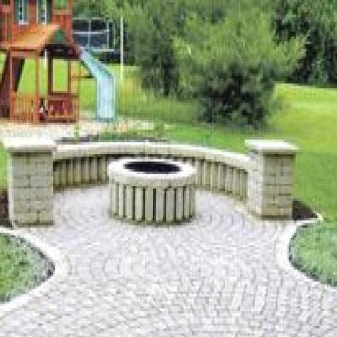 Circular Brick Pattern Highlight Of Firepit Project Bettendorf