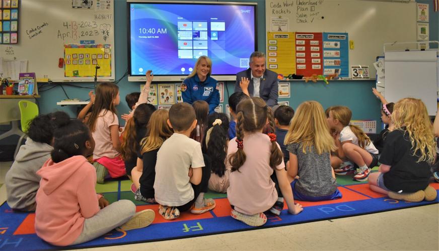 NASA astronaut visits Hamilton Elementary School