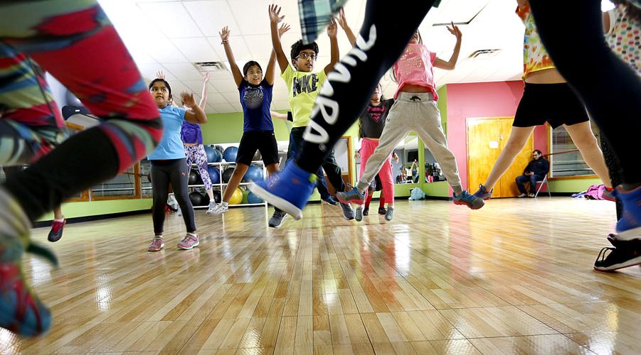 032517-zumba-005