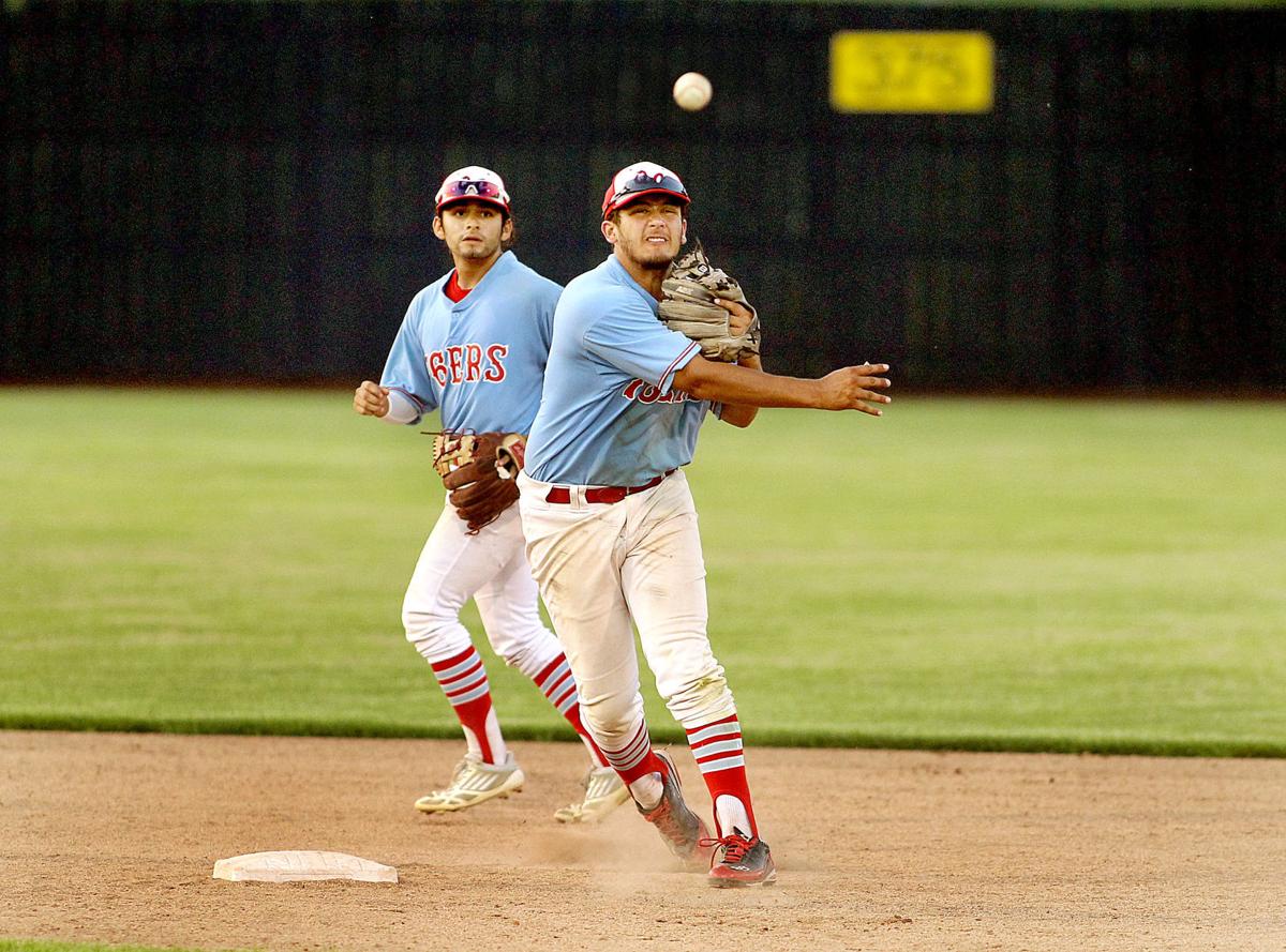 QuadCity 76ers still swinging strong in 40th season of baseball