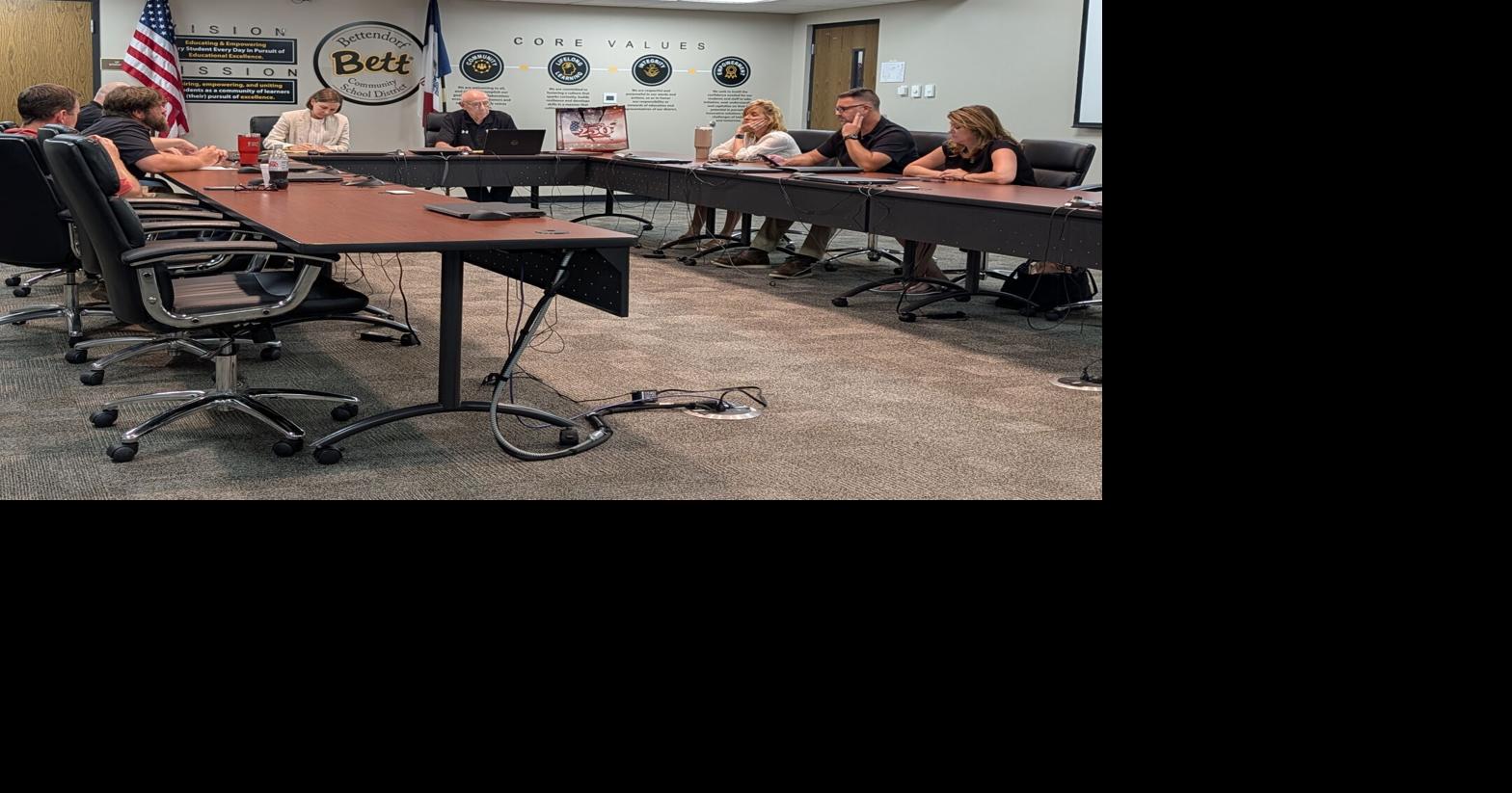 Bettendorf schools to pay more than $700,000 to former superintendent