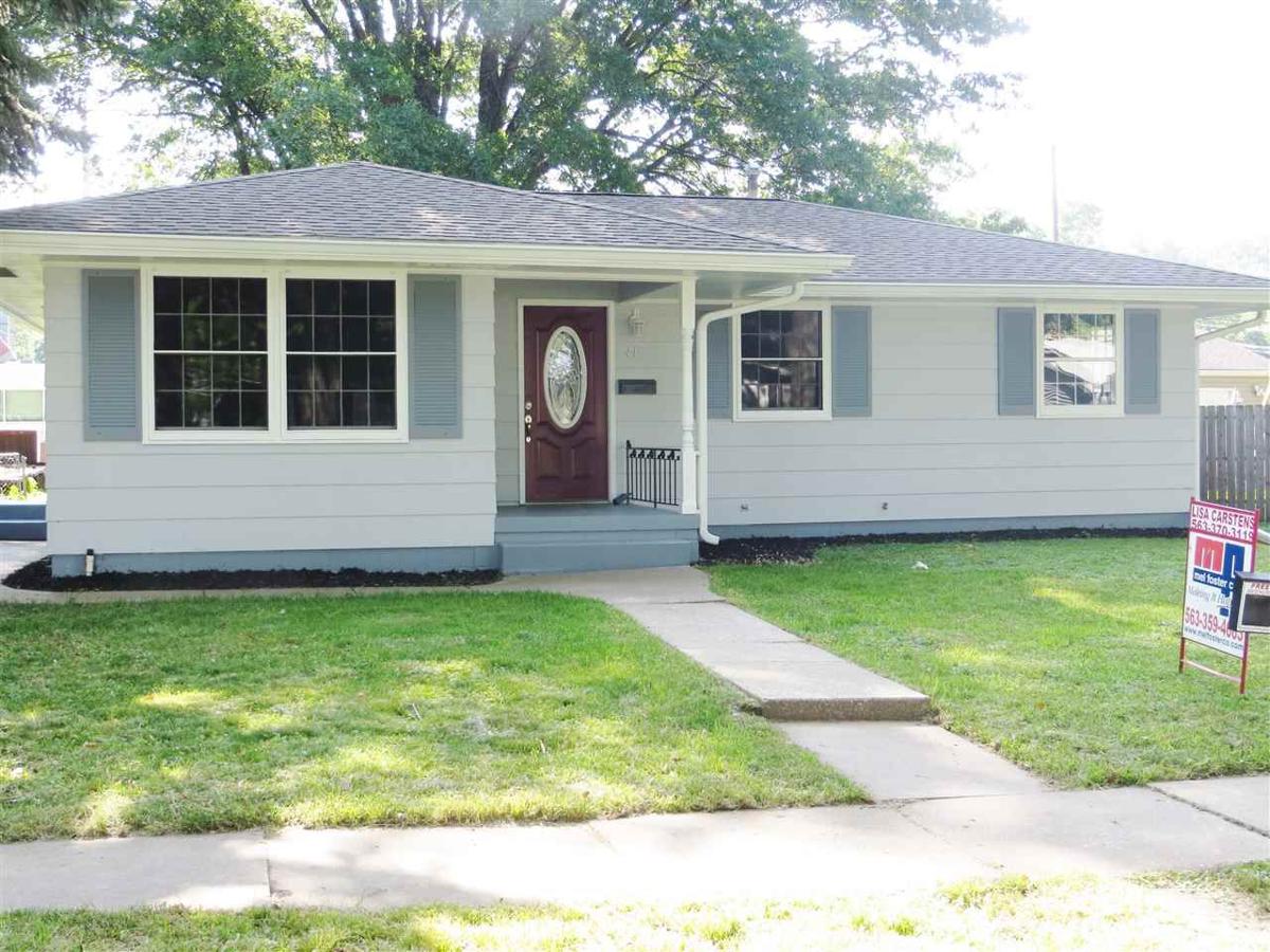 Big Homes Just Listed In The Quad Cities Area Home Garden Qctimes Com