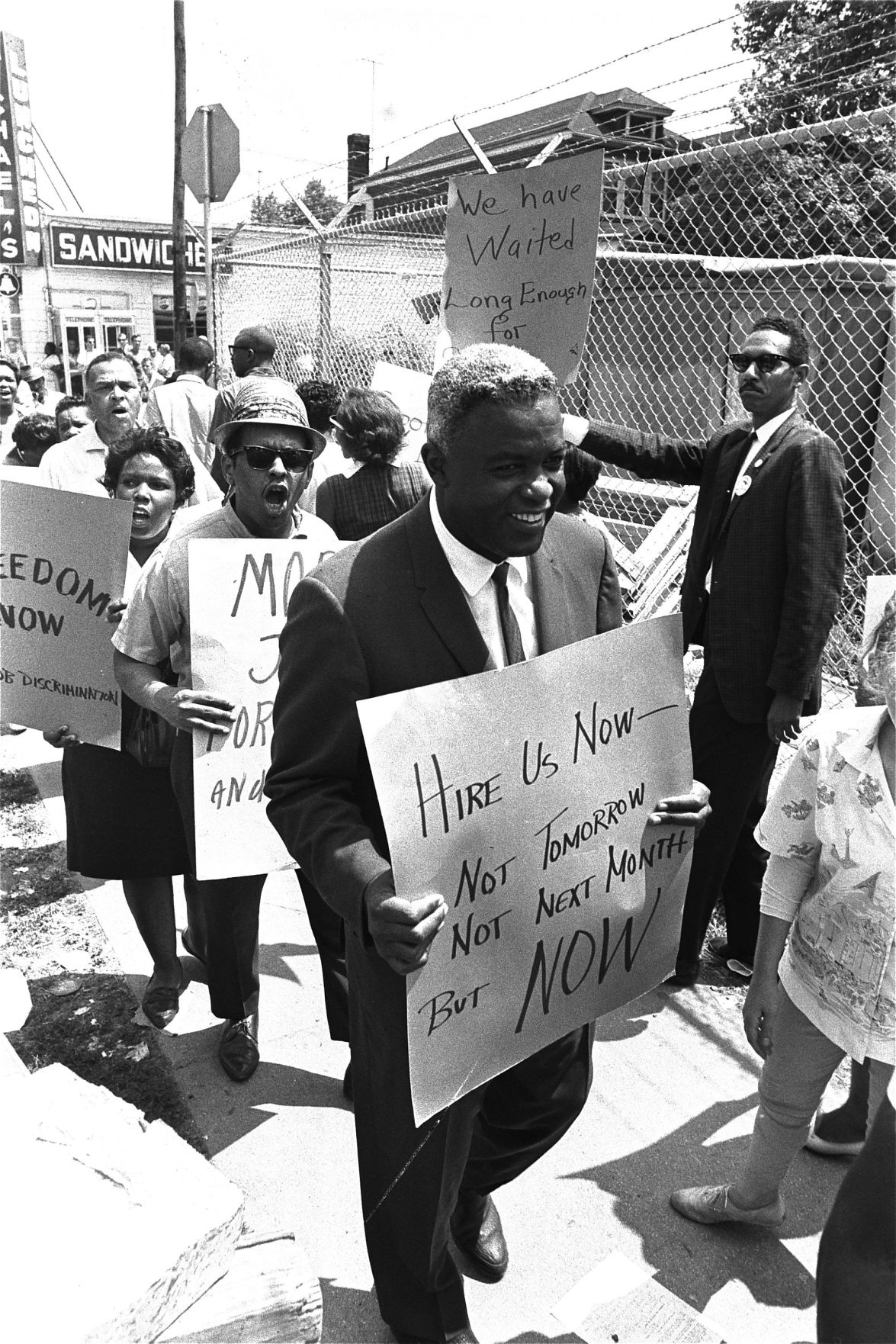 1963: Robinson pickets in Brooklyn