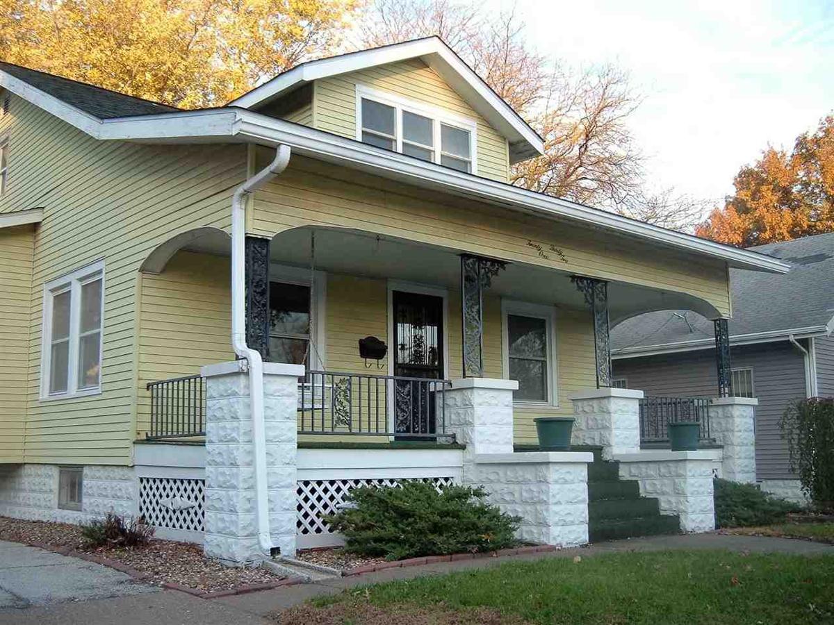 2 Bedroom Home in Davenport - $111,900