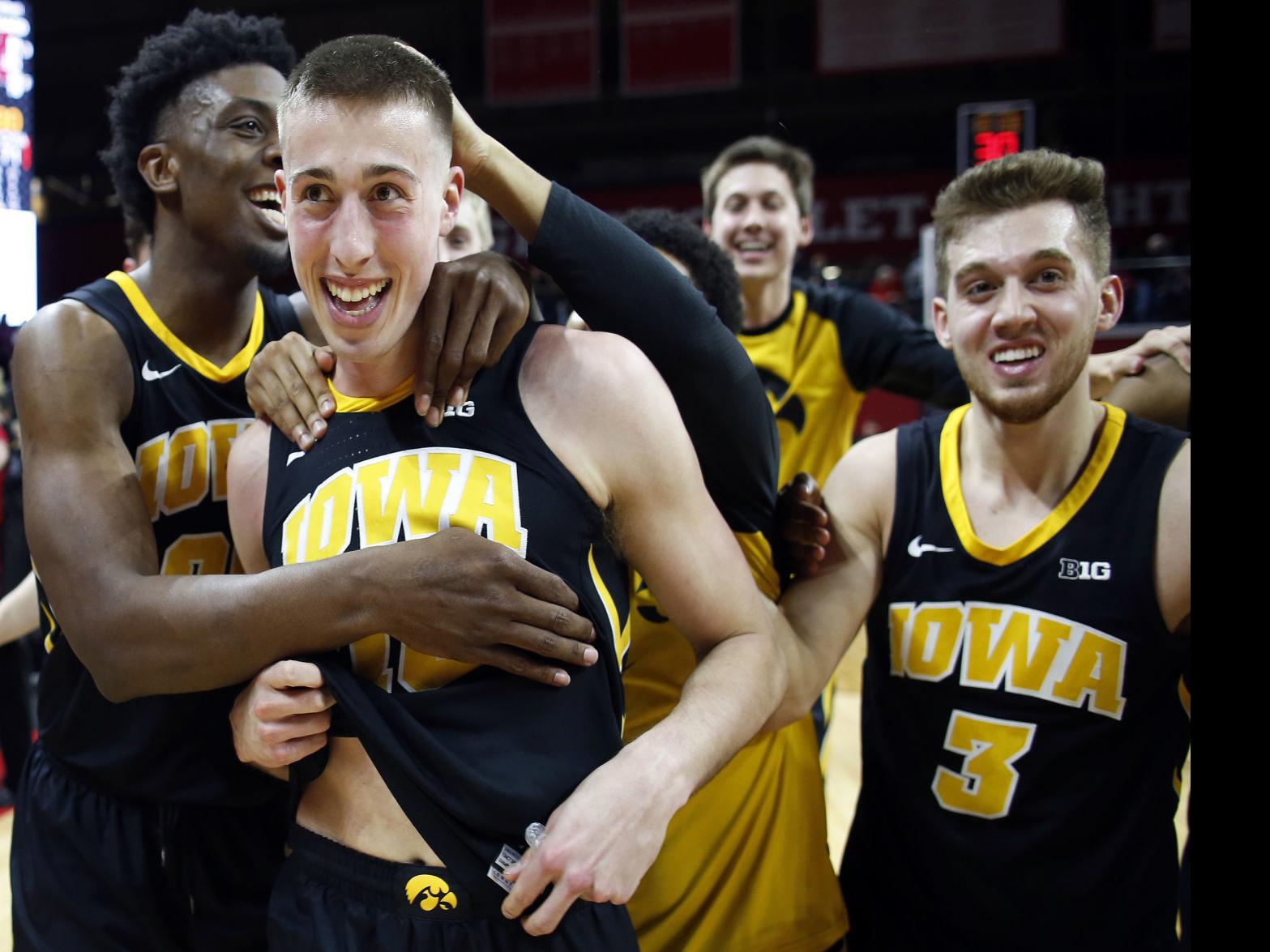 Wieskamp Will Test Nba Draft Process Iowa Hawkeyes Basketball Qctimes Com