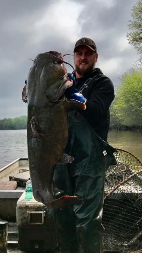 WORLD OUTDOORS: Giant catfish prowl in the Mississippi River