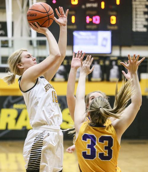 011320-mda-spt-sherr-river-hoops-02.JPG