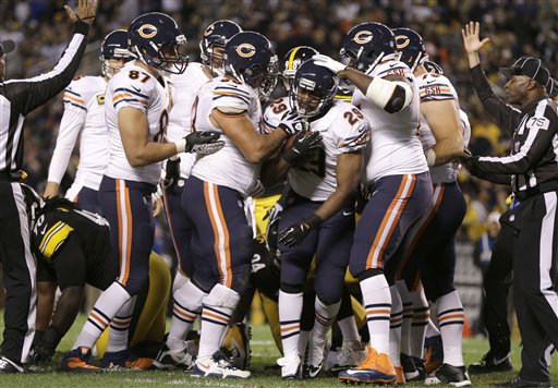 Chicago Bears cornerback Teez Tabor (37)covers a kickoff during an NFL  football game, Monday, November 8, 2021 in Pittsburgh. (AP Photo/Matt  Durisko Stock Photo - Alamy