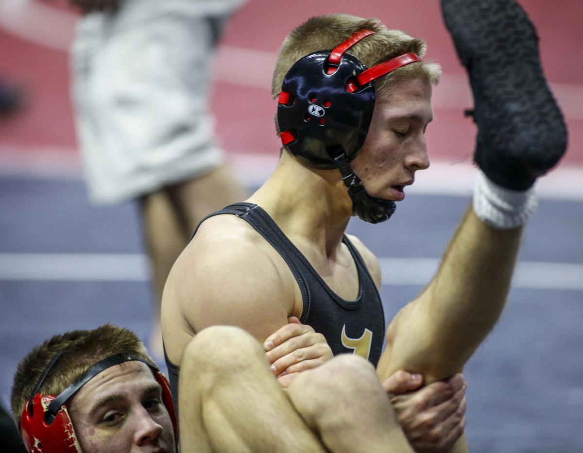 021517-WRESTLING-DUALS-010