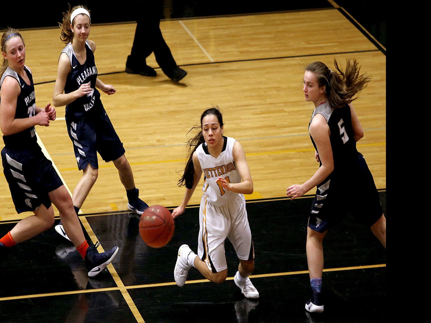 Bulldogs Ivory Commits To Umkc High School Girls Basketball