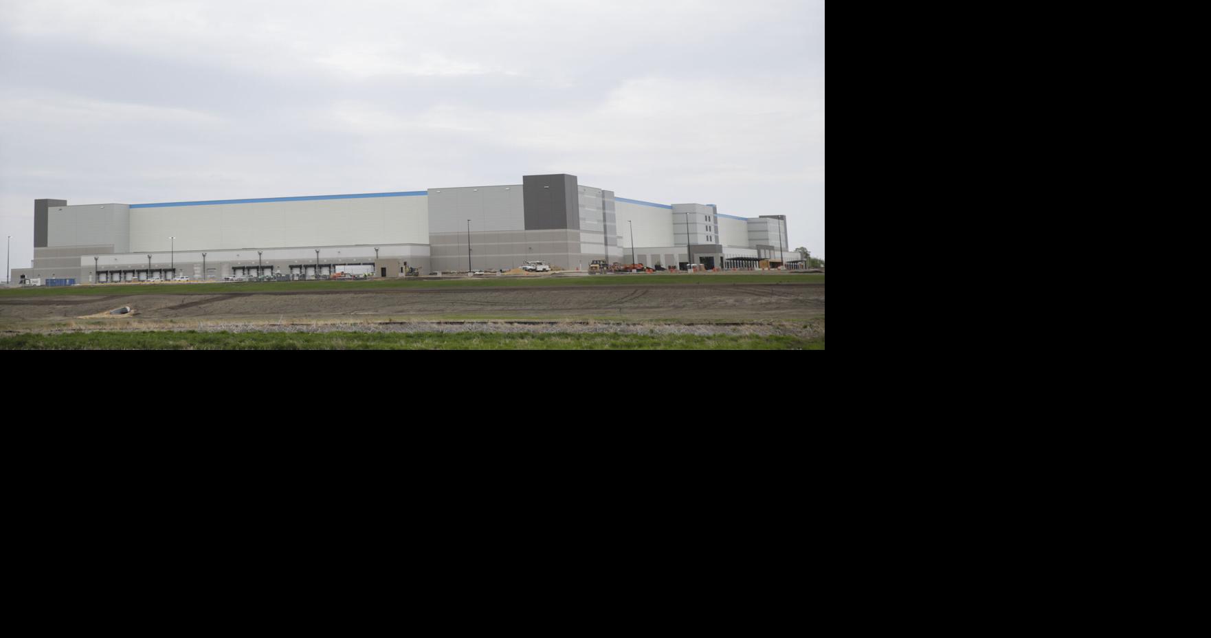 Amazon delays Davenport fulfillment center until 2024
