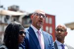 060723-qc-nws-presser-11.jpg