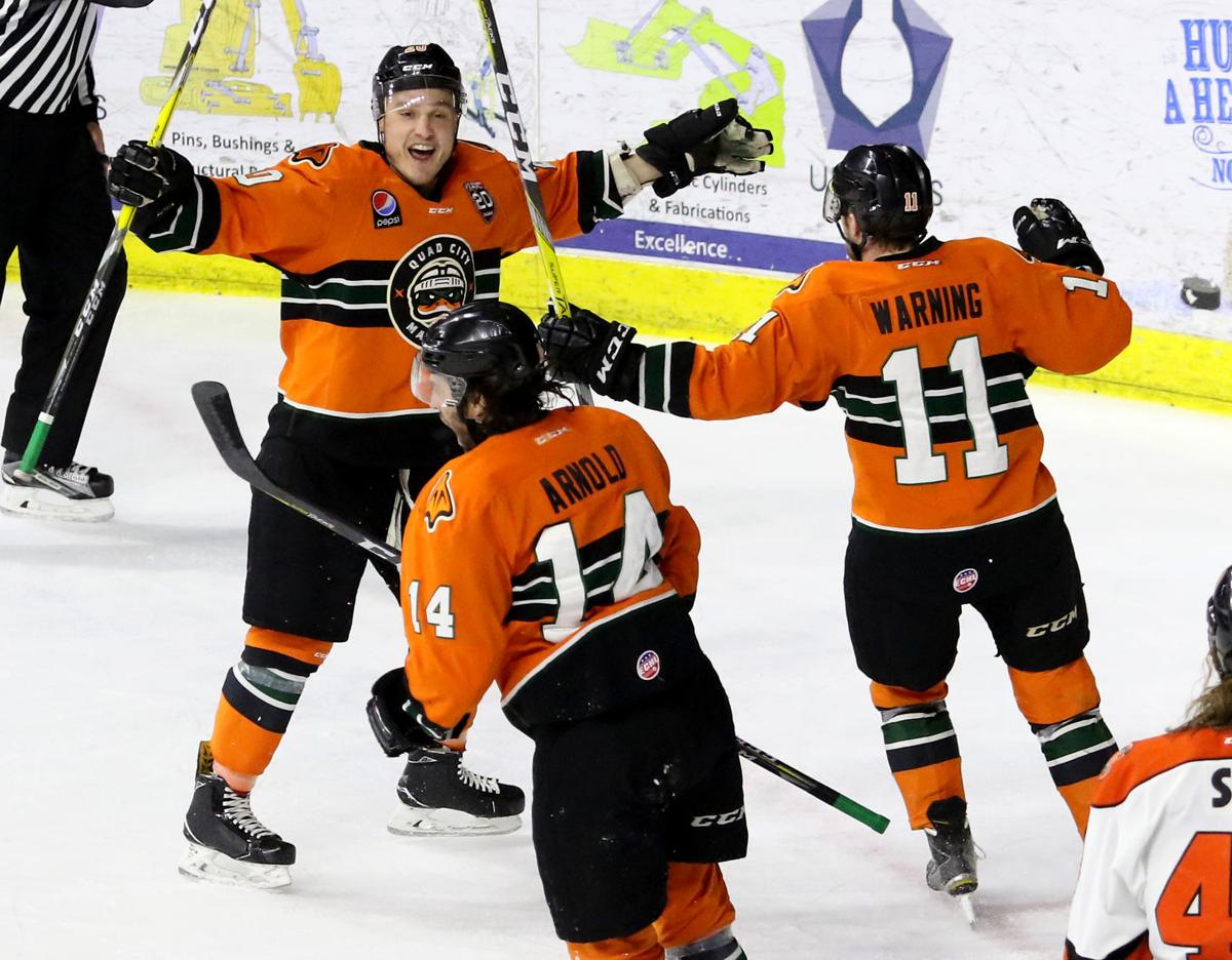 042217-mallards-komets-gm5-010