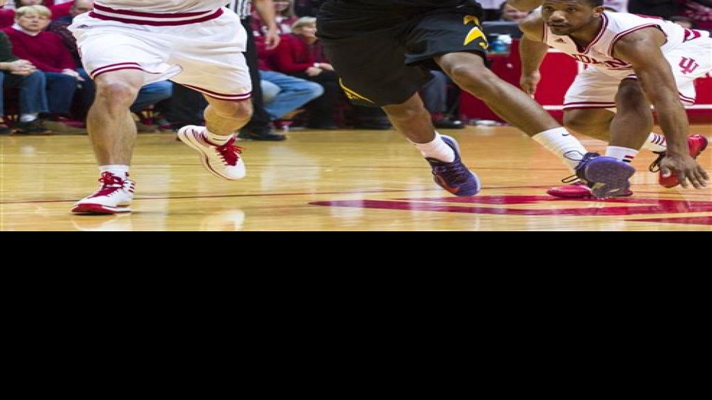 No 20 Iowa Loses Makeup Game To Indiana 93 86 Iowa Hawkeyes Basketball Qctimes Com