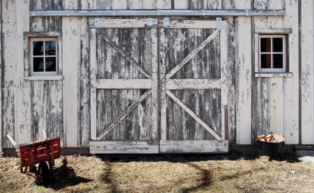 Homefront Salvaged Barn Siding Finds New Home Alma Gaul