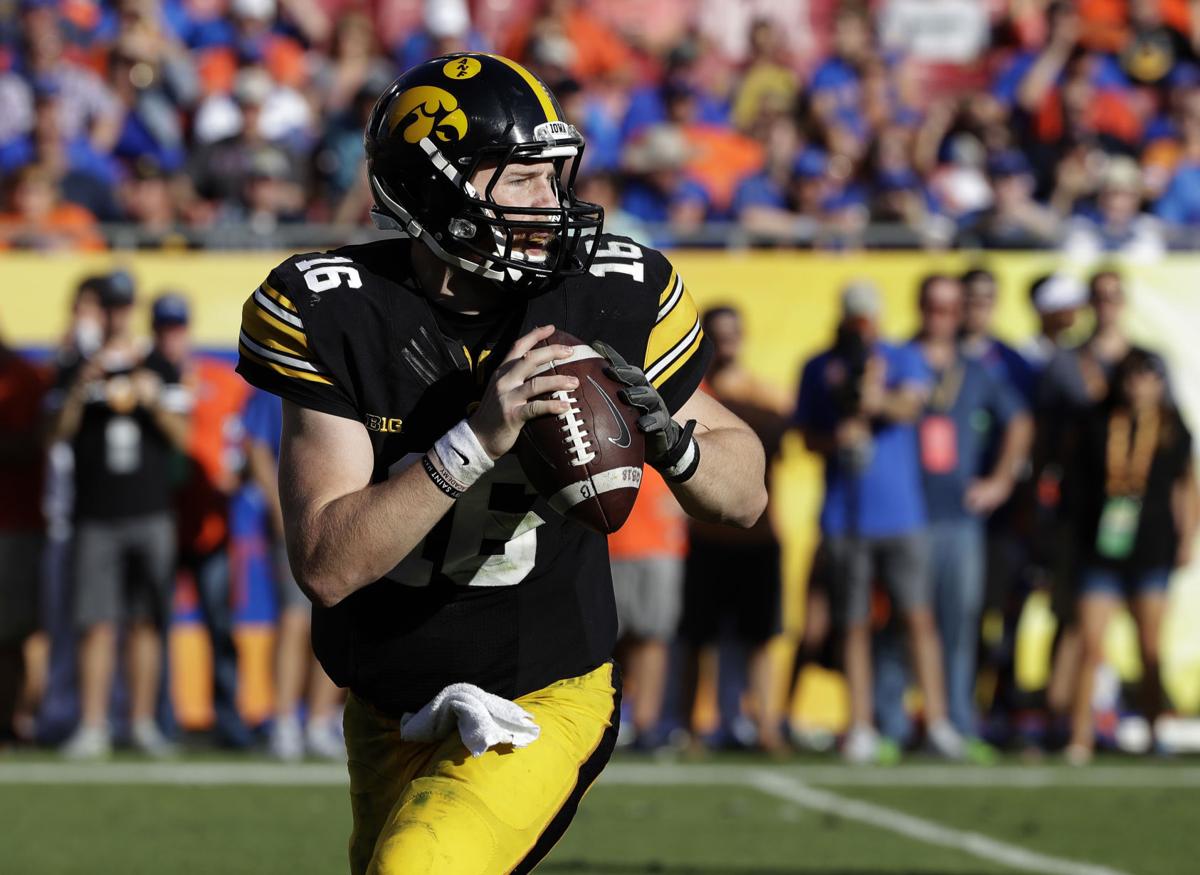 Josey Jewell preps for Northwestern during bye week