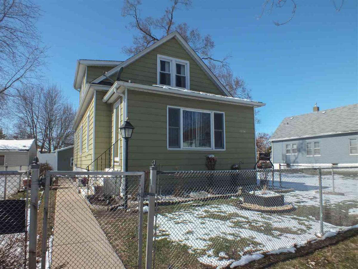 3 Bedroom Home in Rock Island - $48,000
