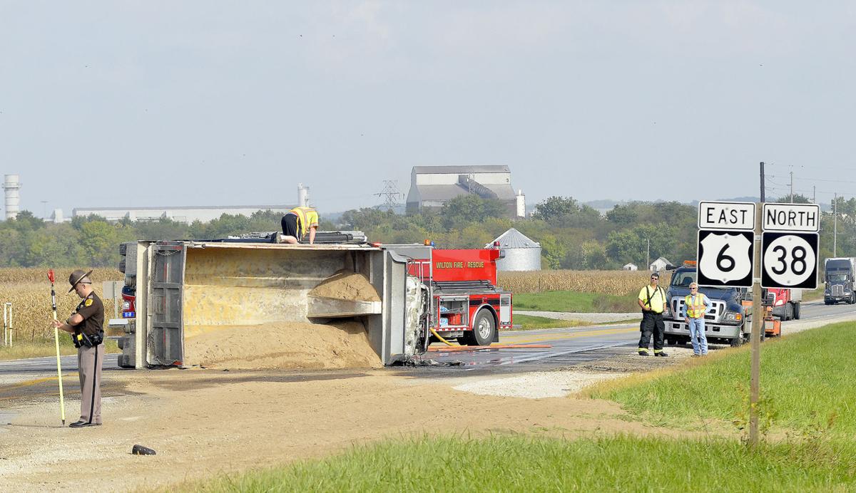 Accident shuts down highway outside of Wilton