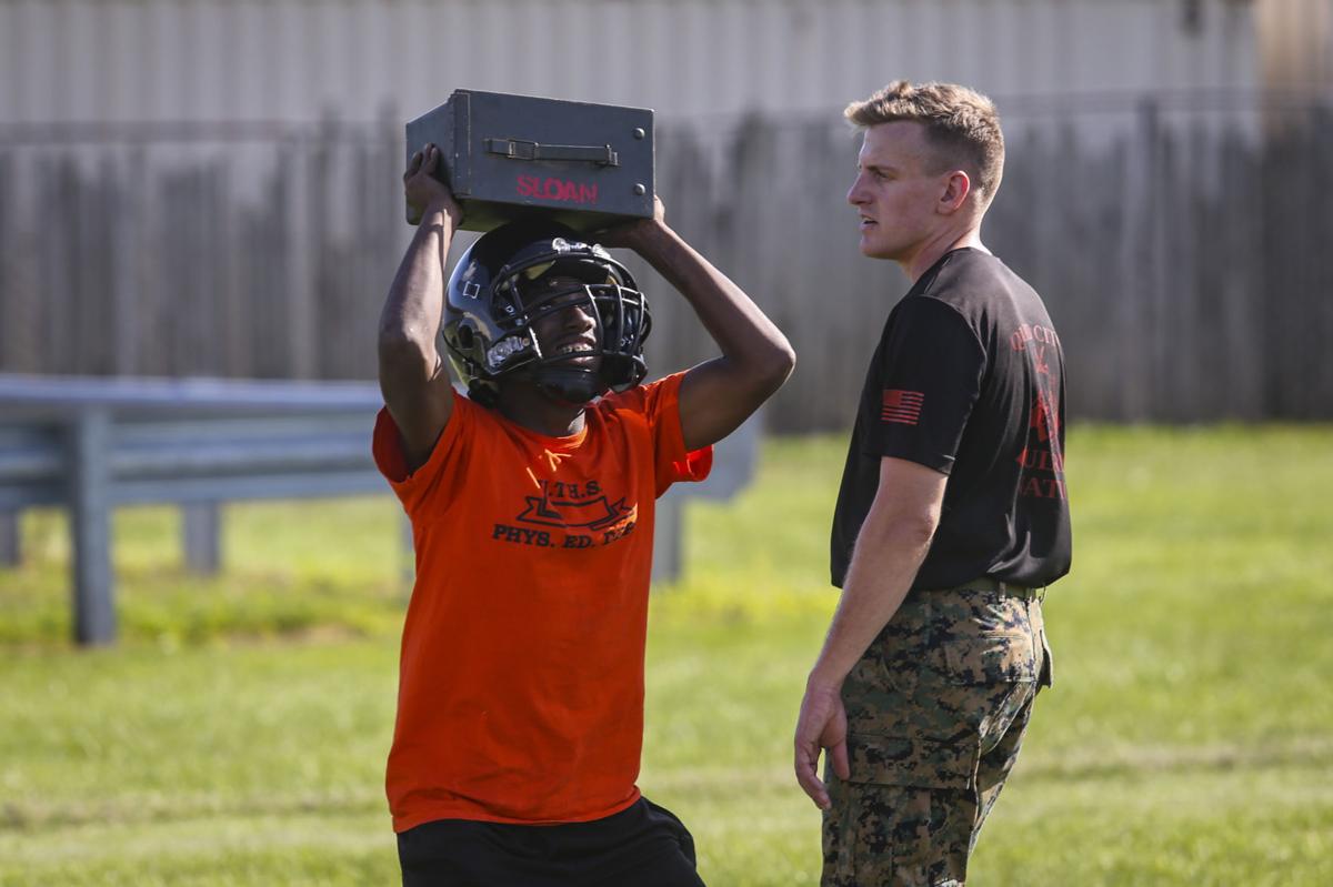 080717-FOOTBALL-PRACTICE-003