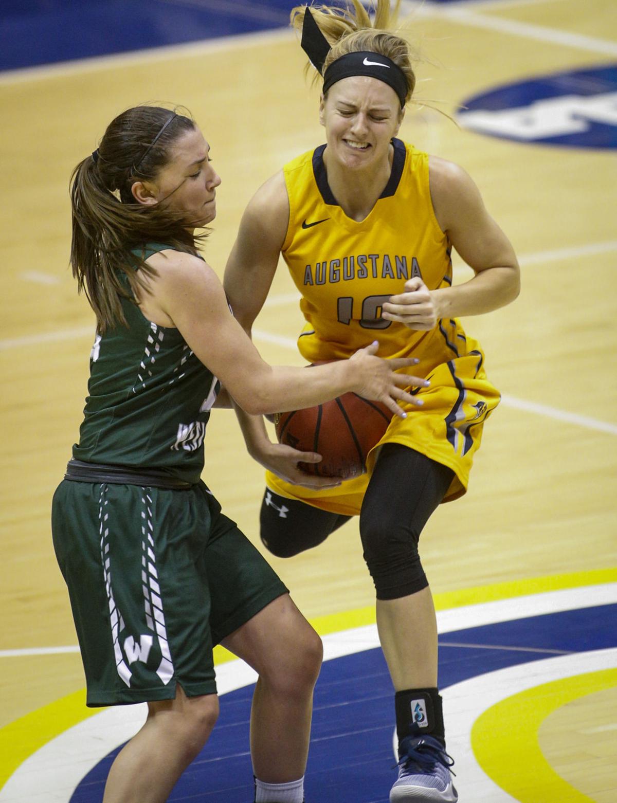 Photos Illinois Wesleyan Women S Basketball At Augustana Sports