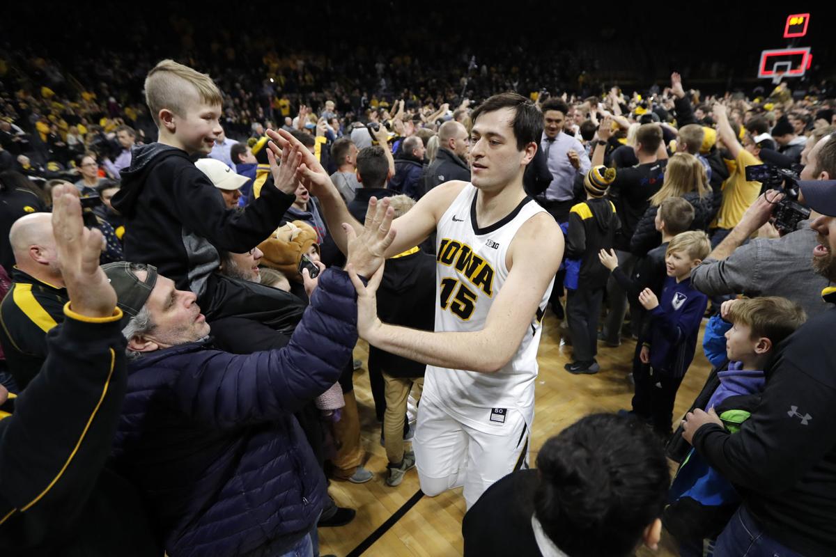 Fan Support For Hawkeyes Clearly On The Rise Iowa Hawkeyes