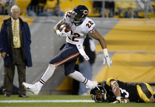 Chicago Bears cornerback Teez Tabor (37)covers a kickoff during an NFL  football game, Monday, November 8, 2021 in Pittsburgh. (AP Photo/Matt  Durisko Stock Photo - Alamy