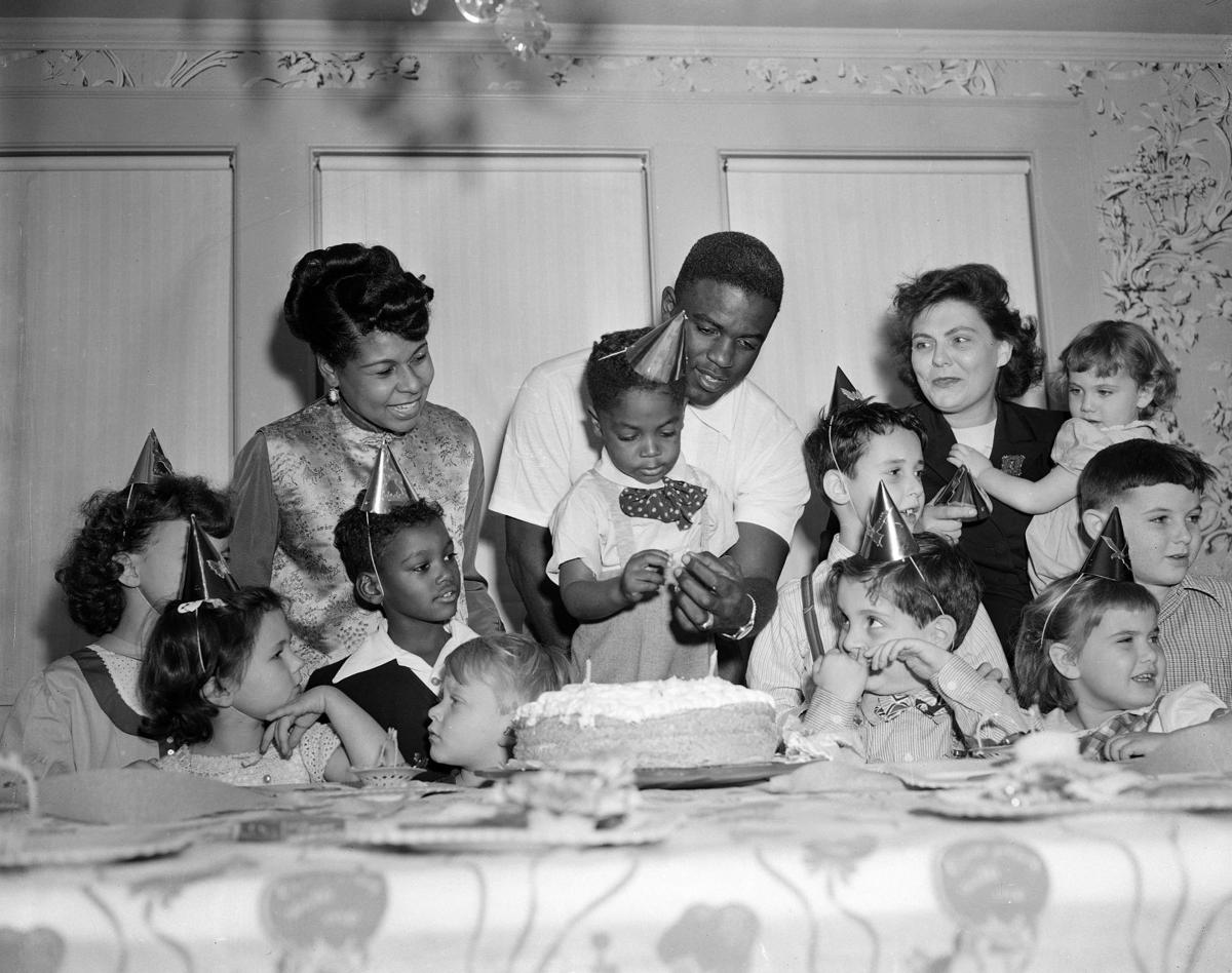 1949: Robinson birthday party