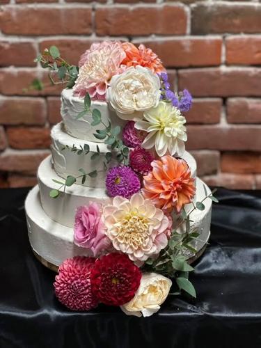 I Bake It That Way bakery cake