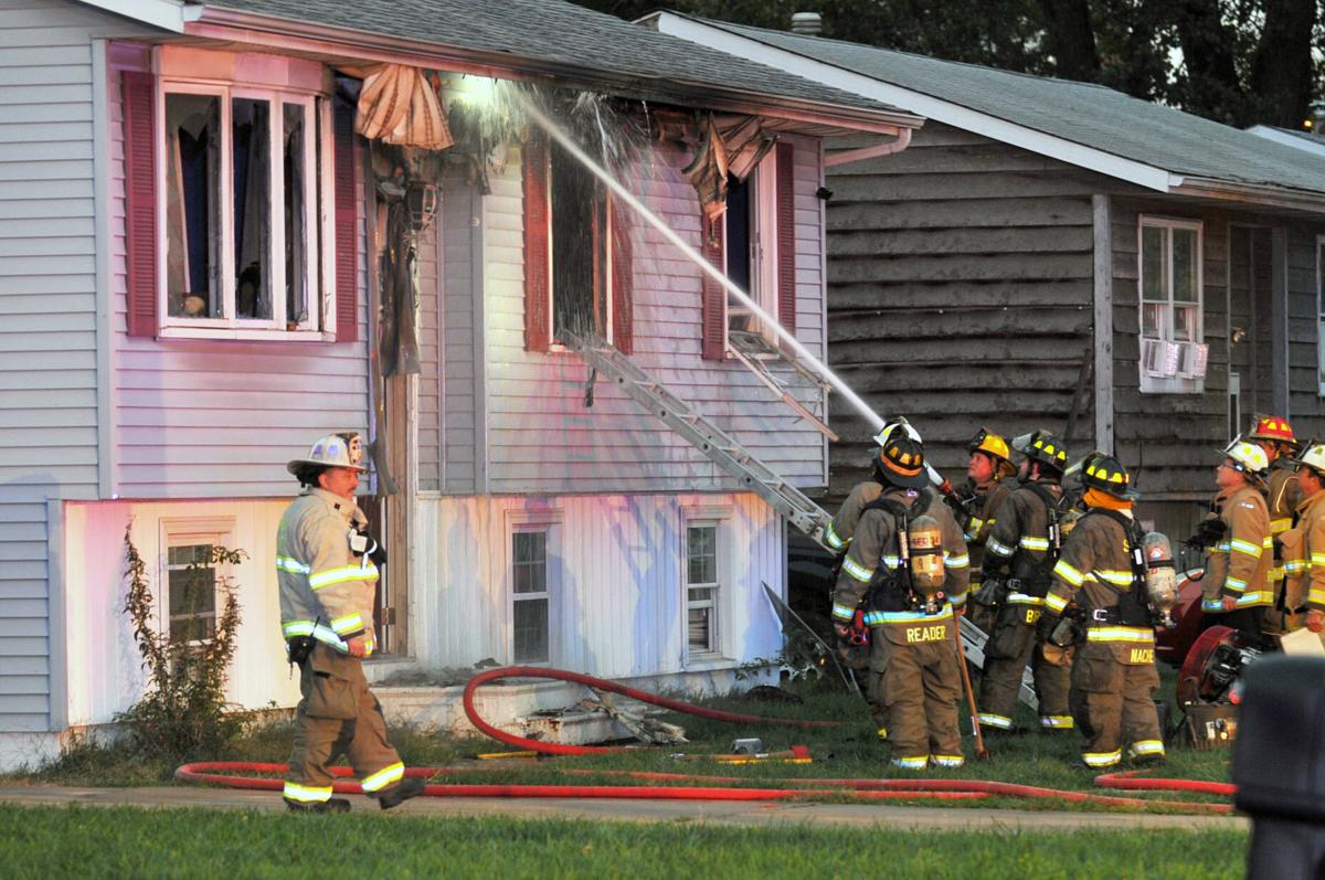 Child rescued from East Moline house fire