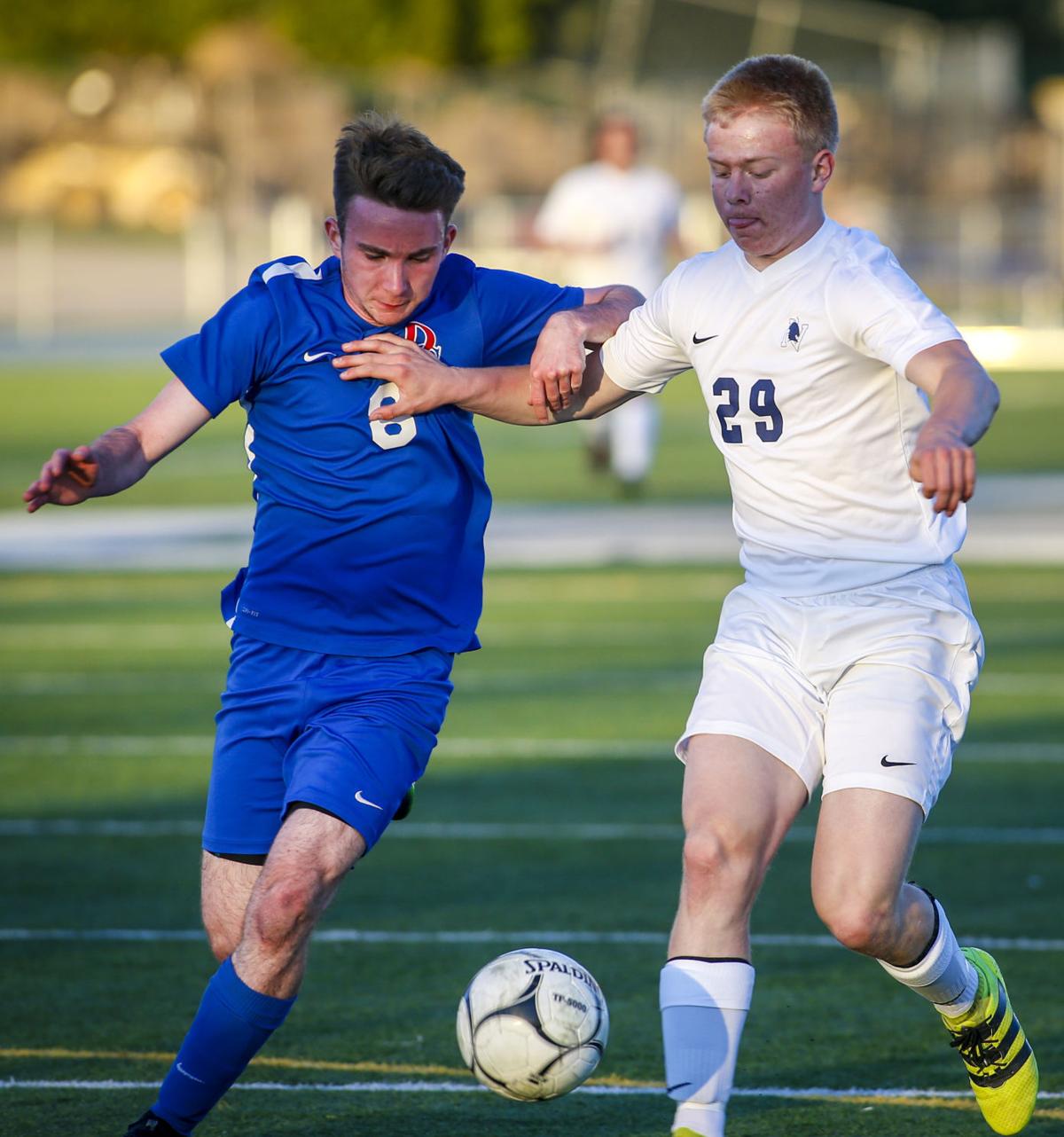 041717-PV-CENTRAL-SOCCER-001